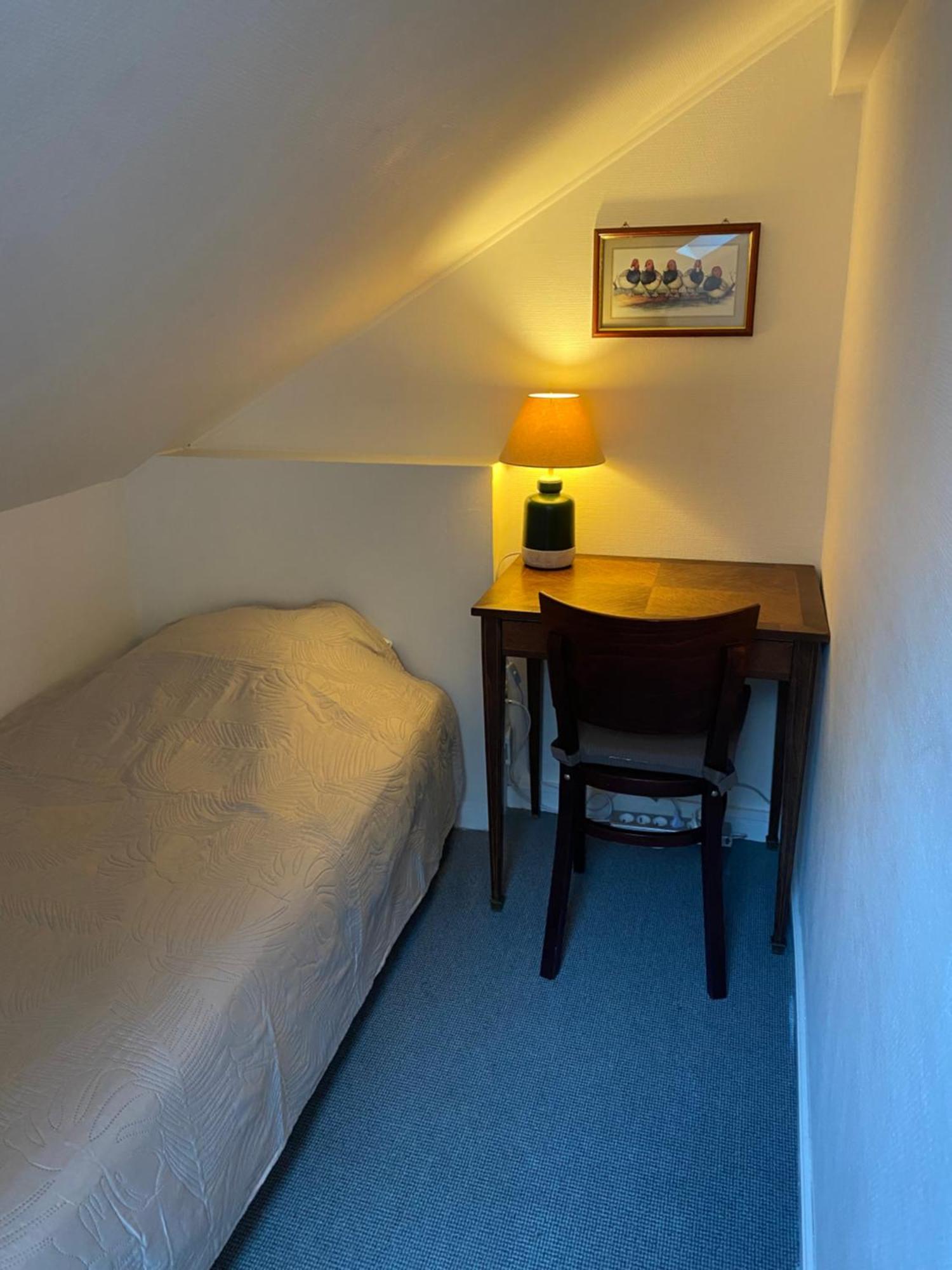 Hotel Saint Yves Nantes Bagian luar foto